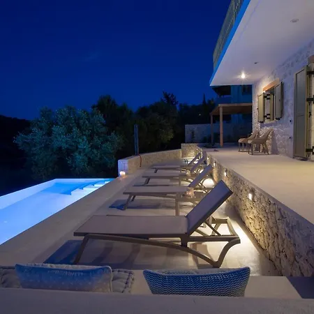 Olea-brand New Luxury Villa