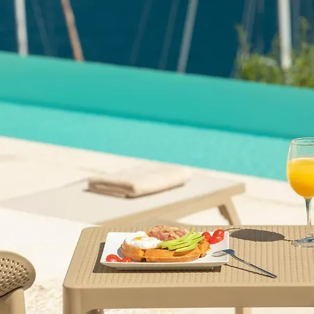 Olea-brand New Luxury *