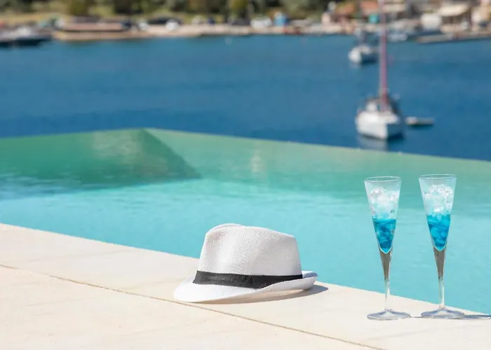 Olea-brand New Luxury Sivota